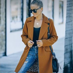 Vici collection Frisco pocketed trench coat, brand new, never worn!